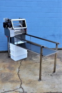 Uncapper Stand with Drip Tray